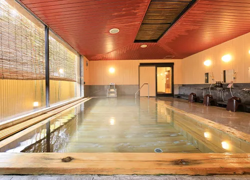 images：Kobai, a natural hot spring bath featuring Japanese umbrella pine